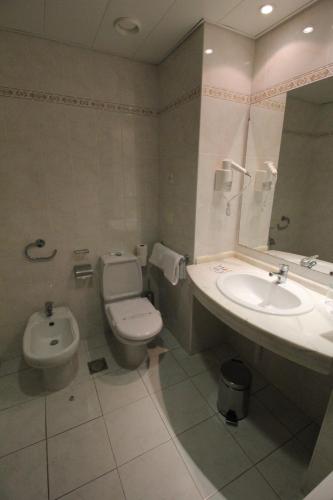 Habitación Doble Económica - 2 camas del hotel Jardins d'Ajuda Suite. Foto 1
