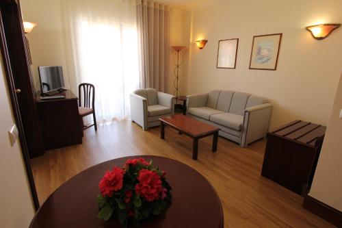 Suite con balcón del hotel Jardins d'Ajuda Suite