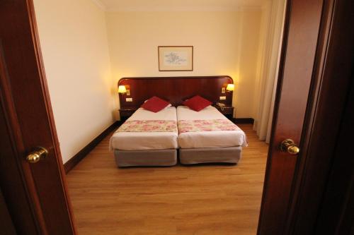 Suite con balcón del hotel Jardins d'Ajuda Suite. Foto 1