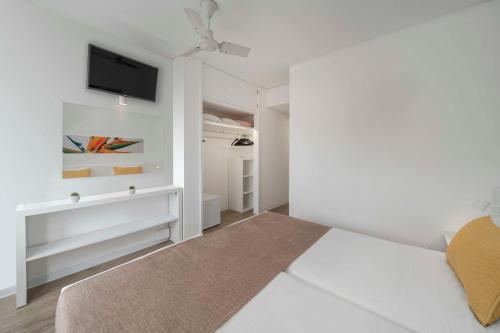 Habitación Doble del hotel Dorisol Estrelicia. Foto 11
