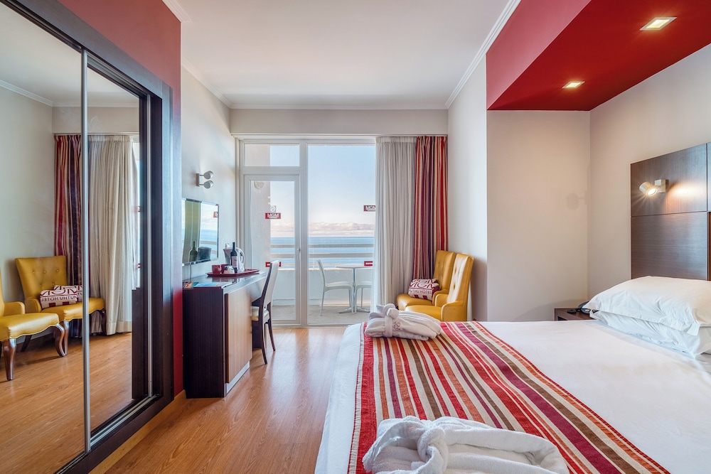 Standard Sea View del hotel Muthu Raga Madeira. Foto 2