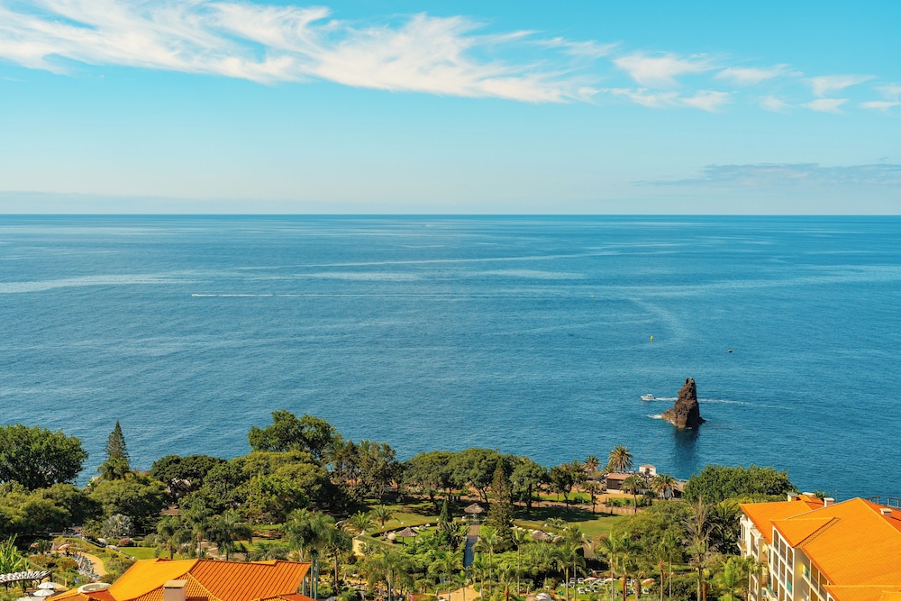 Superior Sea View del hotel Muthu Raga Madeira. Foto 4