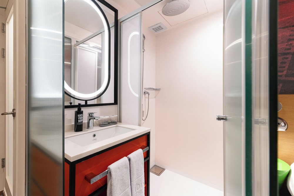 Estándar 1 Cama Doble del hotel Ibis Styles Ambassador Seoul Myeongdong. Foto 7