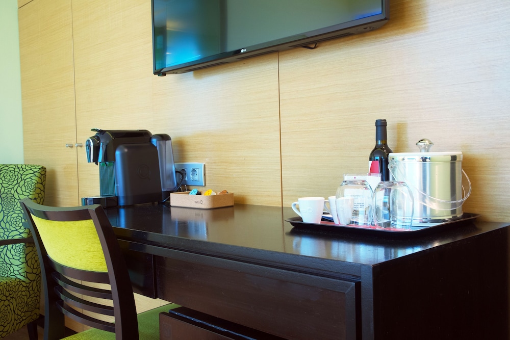 Habitación Doble Superior del hotel Sana Capitol. Foto 4