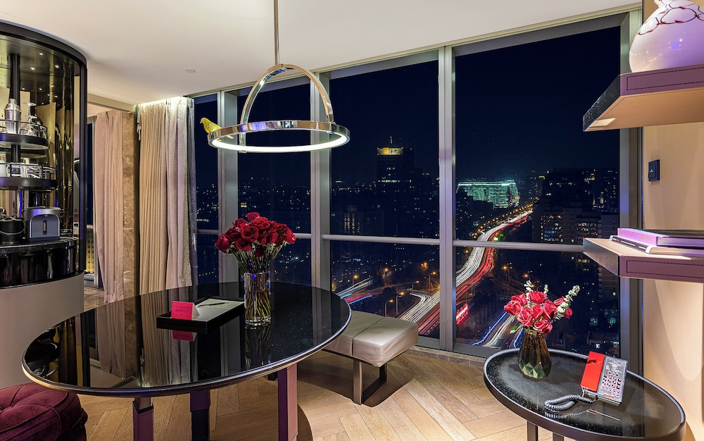 SUITE OPERA, 1 Cama King del hotel Sofitel Beijing Central. Foto 6