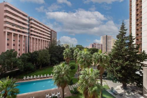 Signature King, Guest room, 1 King, Balcony del hotel Lisbon Marriott. Foto 2