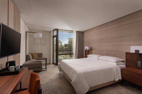 Signature King, Guest room, 1 King, Balcony del hotel Lisbon Marriott. Foto 4