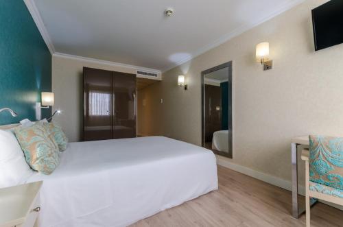 Habitación doble Vista ciudad Con Vistas del hotel Olissippo Marques De Sa. Foto 1