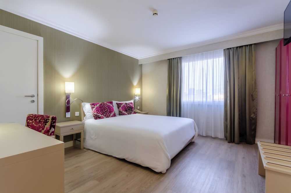 Habitación con 1 cama doble o 2 individuales del hotel Olissippo Marques De Sa. Foto 5