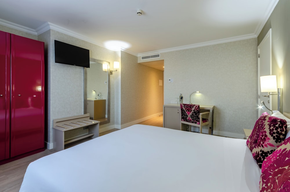 Habitación con 1 cama doble o 2 individuales del hotel Olissippo Marques De Sa. Foto 6