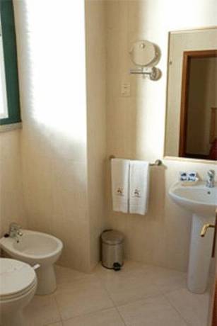 Habitación Triple del hotel Residencial Lar do Areeiro
