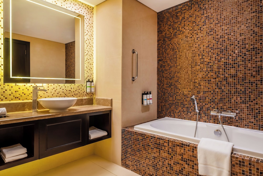 Habitación Superior del hotel Pullman Resort Al Marjan Island. Foto 4
