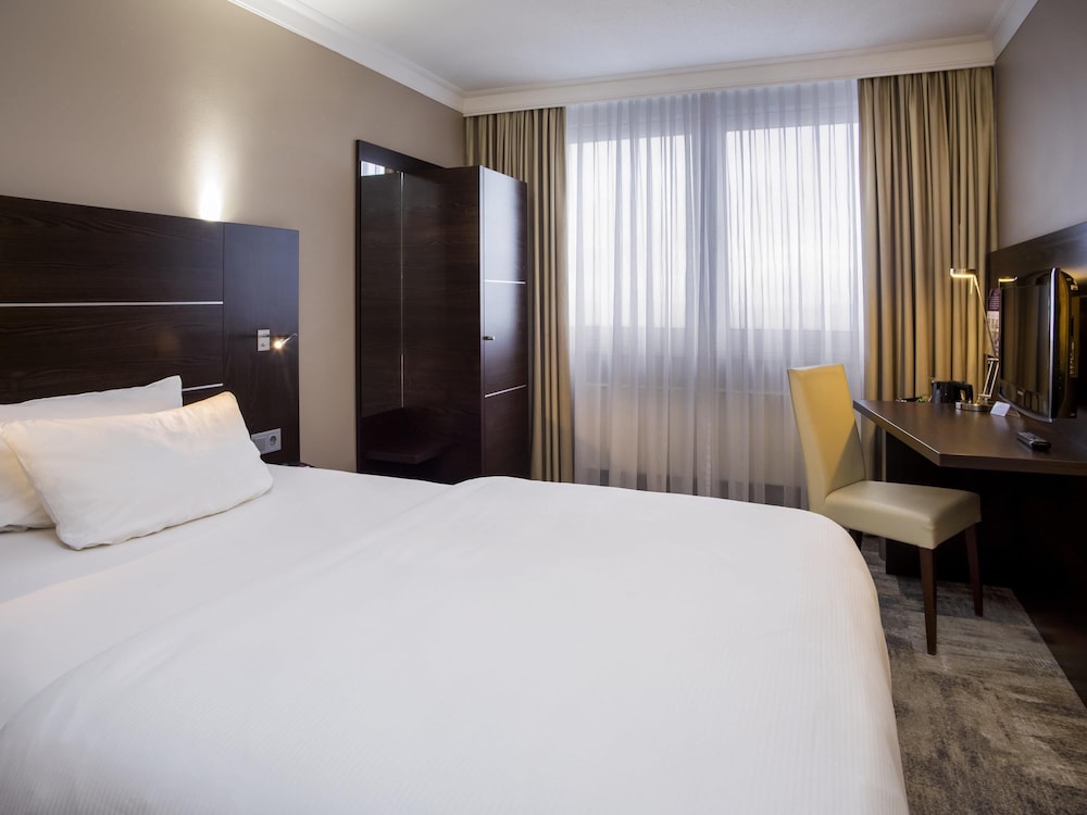 Habitación estándar con cama queen - size del hotel Mercure Luedenscheid
