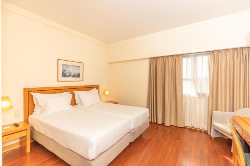 Habitación Doble Estándar - 1 o 2 camas del hotel Roma. Foto 2