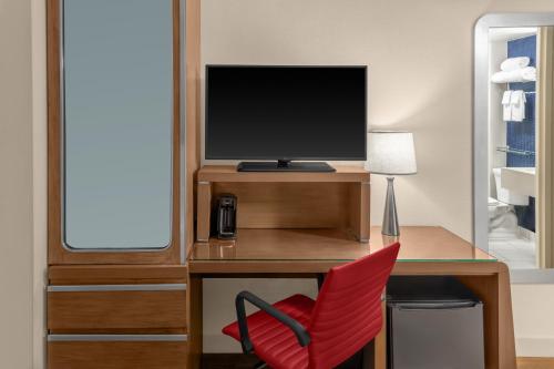 Habitación con 2 camas dobles del hotel Fairfield Inn New York Manhattan/Financial District