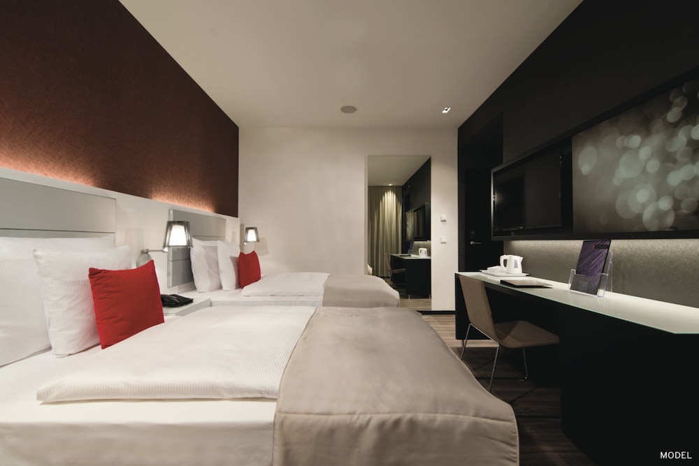 Habitación Deluxe, 2 camas individuales del hotel Riu Plaza Berlin. Foto 1