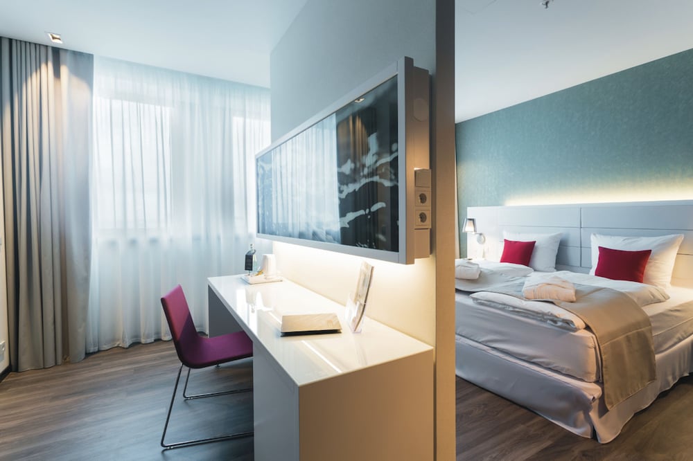 Suite estudio junior, 1 cama de matrimonio grande (Family) del hotel Riu Plaza Berlin. Foto 1