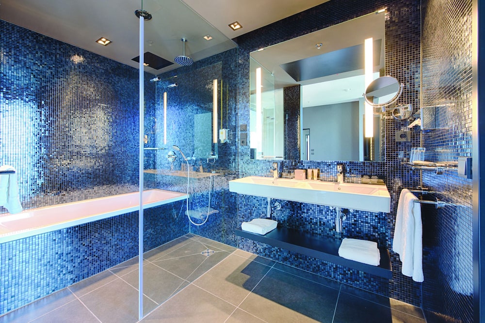 Suite presidencial (Berlin - Rooftop View) del hotel Riu Plaza Berlin. Foto 5