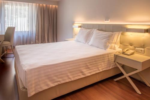 Habitación Doble con aparcamiento gratuito - 1 o 2 camas del hotel Travel Park Lisboa. Foto 6
