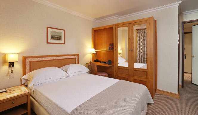 Habitación Doble Petite - 1 o 2 camas del hotel Lisboa Plaza, a Lisbon Heritage Collection. Foto 1