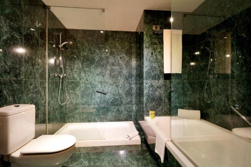 Suite Familiar del hotel Eurostars Lisboa Parque. Foto 1