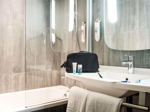 Habitación Doble Estándar - 2 camas del hotel Ibis Lisboa José Malhoa