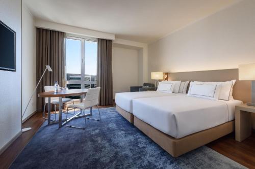 Habitación Meliá del hotel Meliá Lisboa Oriente. Foto 2