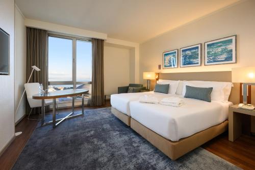 Habitación Prémium con vistas al río del hotel Meliá Lisboa Oriente. Foto 11
