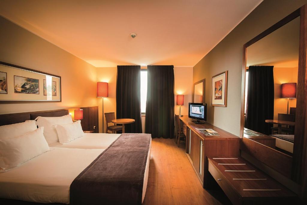 Habitación doble Superior del hotel Vila Gale Opera. Foto 1