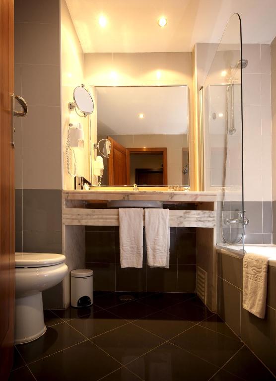 Habitación doble Superior del hotel Vila Gale Opera. Foto 4