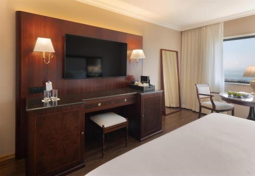 Habitación Premium con vistas al río del hotel Dom Pedro Lisboa Hotel, a member of Radisson Individuals. Foto 1