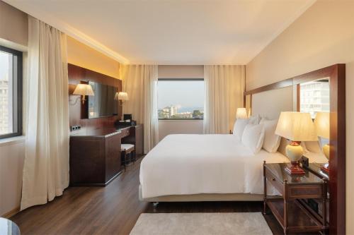Habitación Premium con vistas al río del hotel Dom Pedro Lisboa Hotel, a member of Radisson Individuals