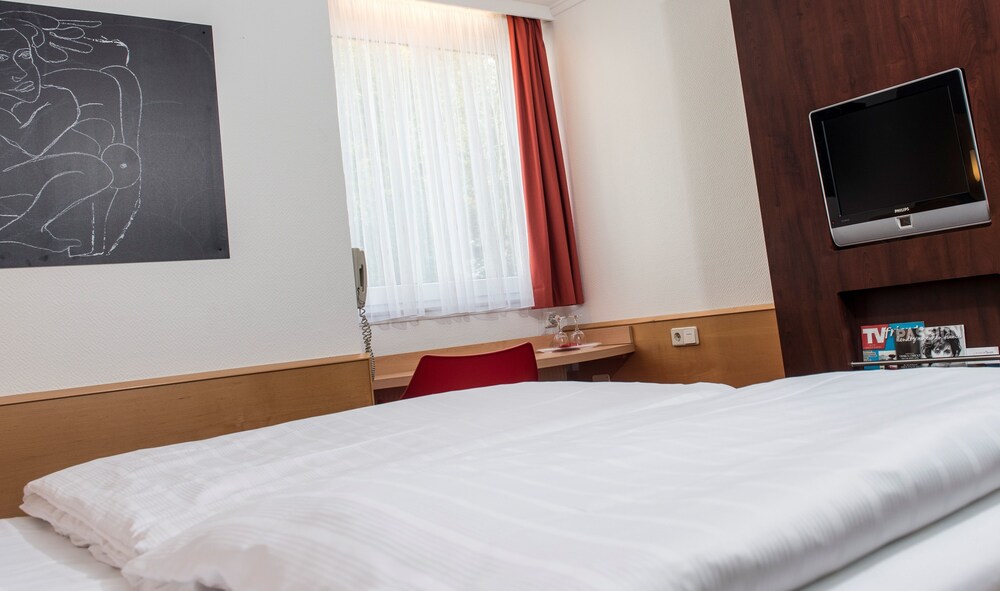 Habitación estándar, 1 cama doble del hotel Ibis Kassel Melsungen. Foto 9