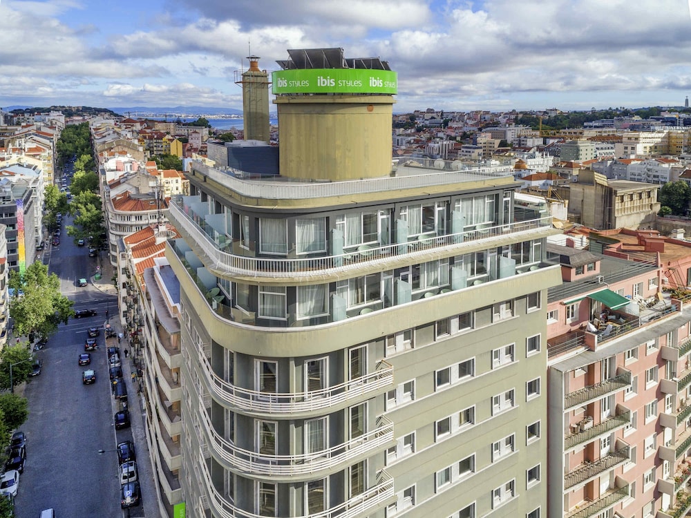 Habitación doble, 1 cama doble, balcón (Large) del hotel Ibis Styles Lisboa Centro Liberdade Ne. Foto 2