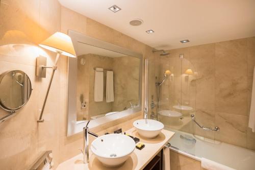 Habitación Doble Clásica con vistas a la ciudad - 1 o 2 camas del hotel Intercontinental Lisbon, An Ihg