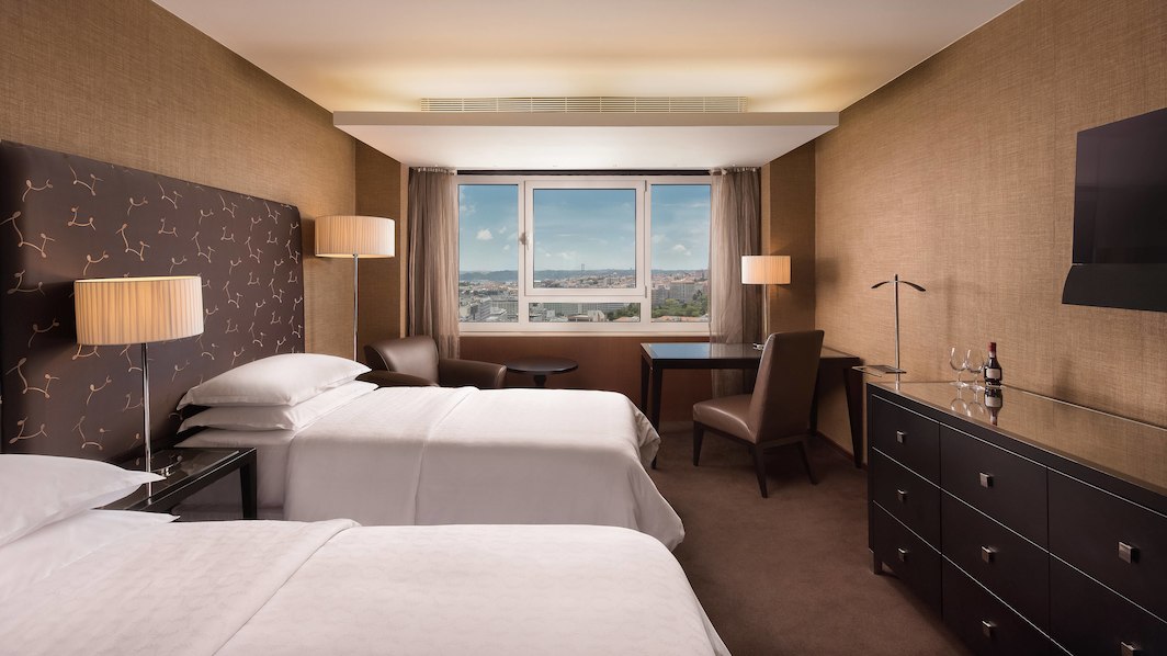 Habitación doble Vista ciudad 2 camas del hotel Sheraton Lisboa and Spa