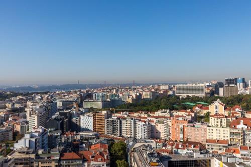 Suite Executive con acceso al club lounge - 2 camas del hotel Sheraton Lisboa and Spa. Foto 6