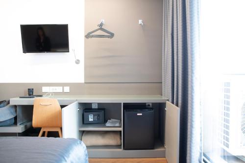 Habitación Doble Reformada del hotel Alif Campo Pequeno. Foto 4