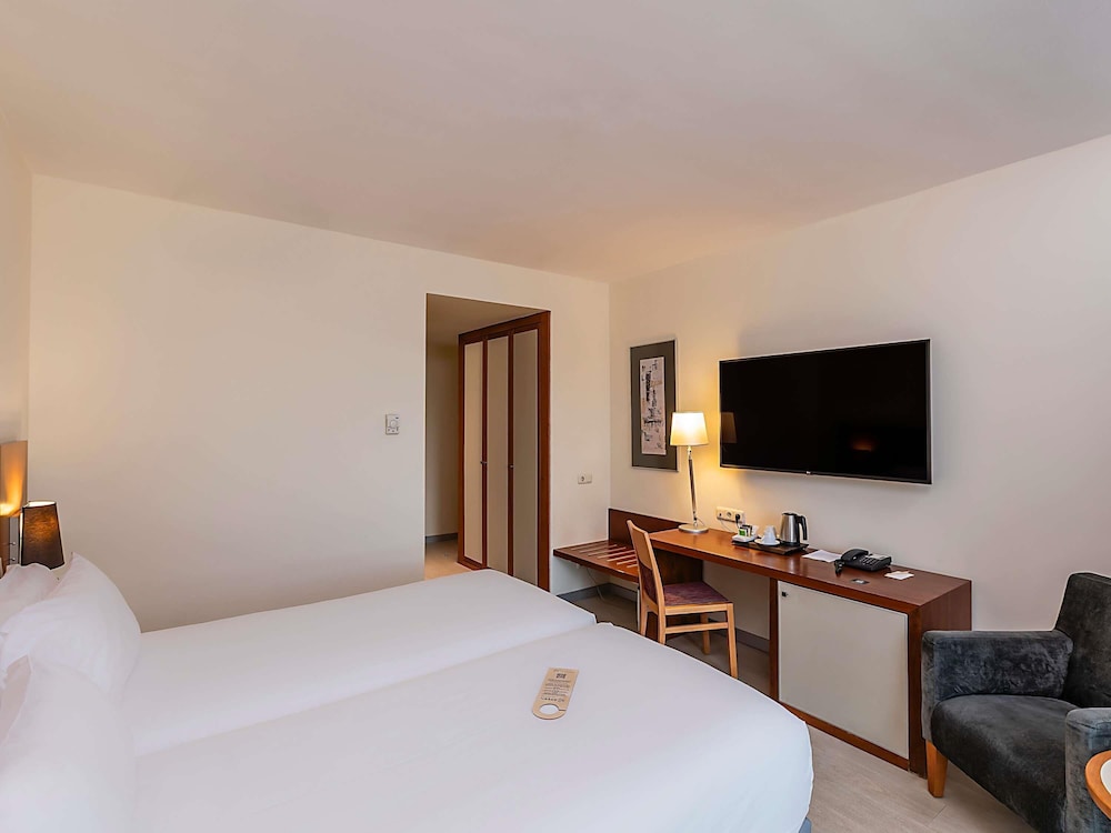 Habitación estándar, 1 cama doble del hotel Mercure Lisboa. Foto 7