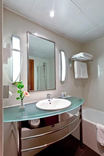 Habitación Doble Estándar del hotel Mercure Lisboa. Foto 15