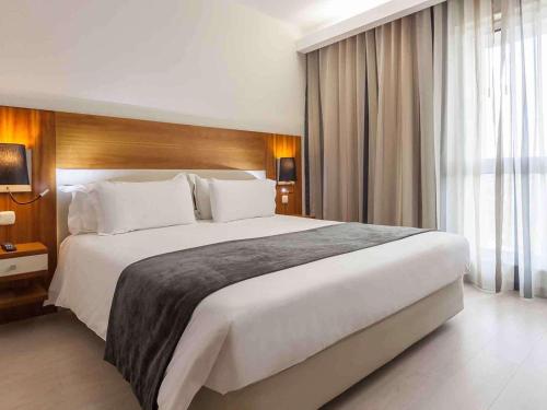 Habitación Doble Superior del hotel Mercure Lisboa. Foto 12