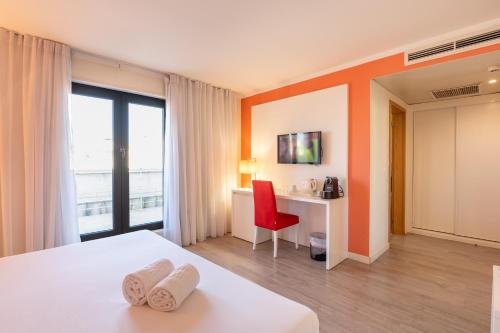 Habitación Doble del hotel Masa Almirante. Foto 1