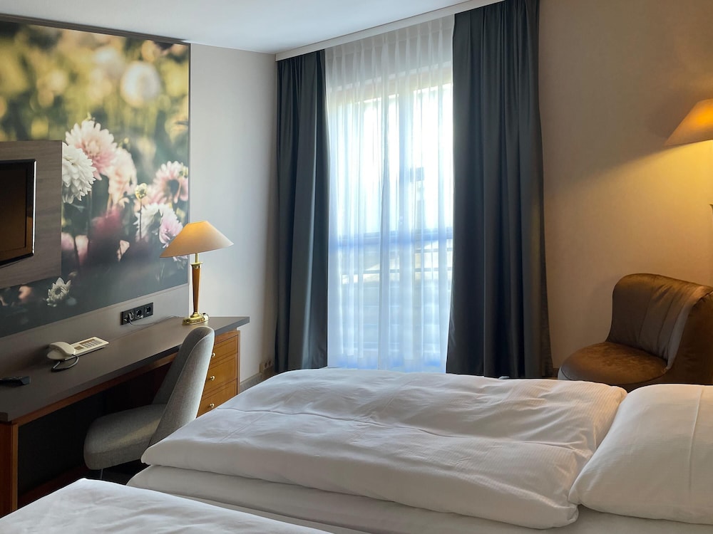 Habitación estándar con 2 camas individuales del hotel Mercure Gera City. Foto 3