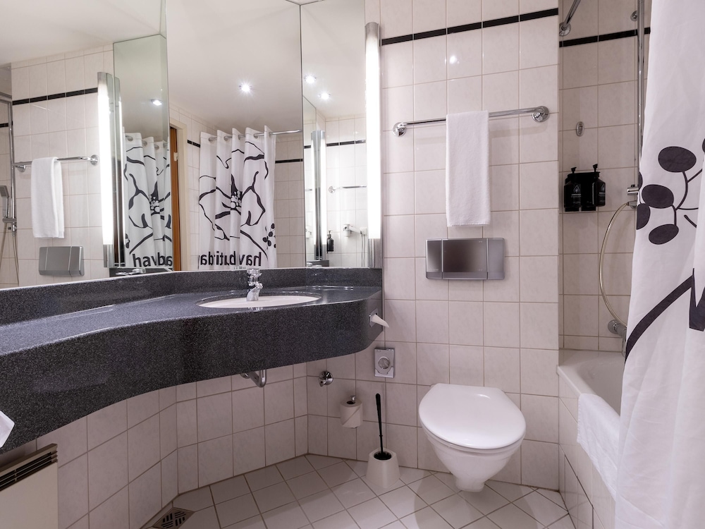 Habitación Estándar con 1 Cama Queen Size del hotel Mercure Gera City. Foto 5