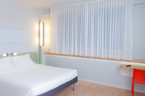 Habitación Doble Clásica del hotel Ibis Budget Braga Centro. Foto 4