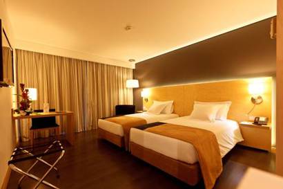 Habitación doble 2 camas del hotel Mercure Braga Centro. Foto 2