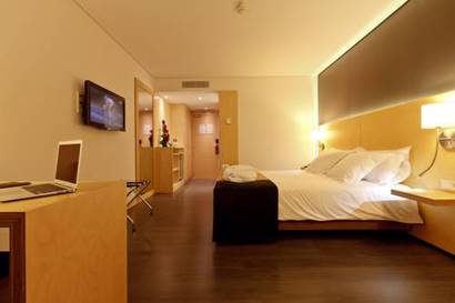 Habitación doble Privilege 1 cama del hotel Mercure Braga Centro. Foto 1