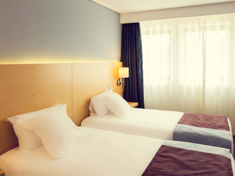 Habitación Standard para no fumadores con 2 camas individuales del hotel Mercure Braga Centro. Foto 7