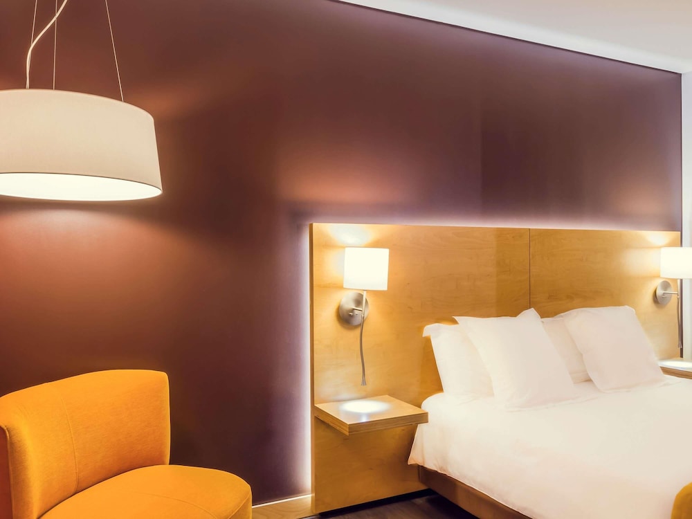 Habitación Standard con cama doble y balcón del hotel Mercure Braga Centro. Foto 2