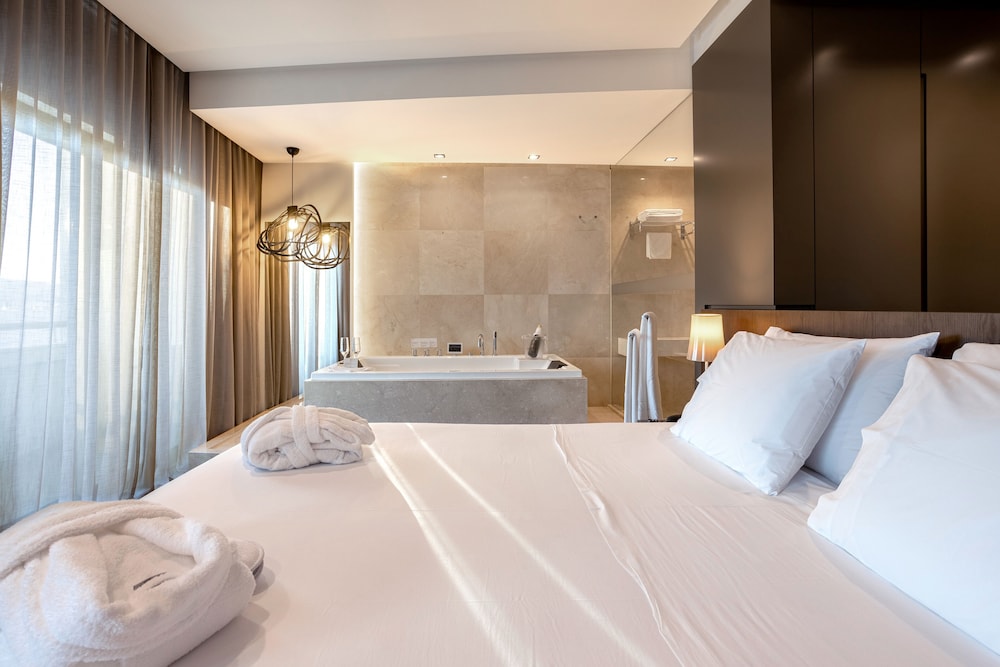 Suite Premium del hotel Porta Do Sol Conference Center and Spa. Foto 5